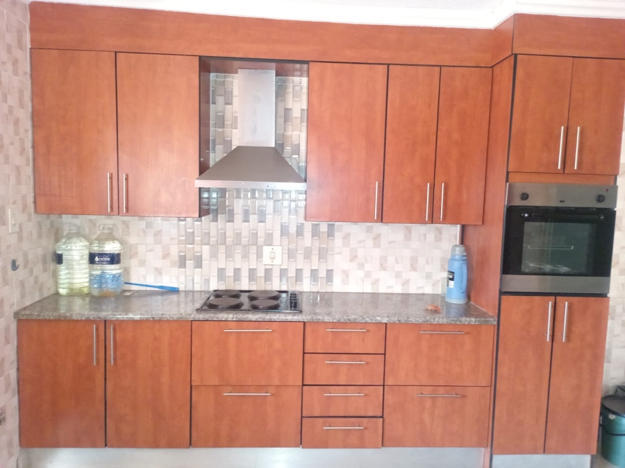 4 Bedroom Property for Sale in Mabopane Gauteng