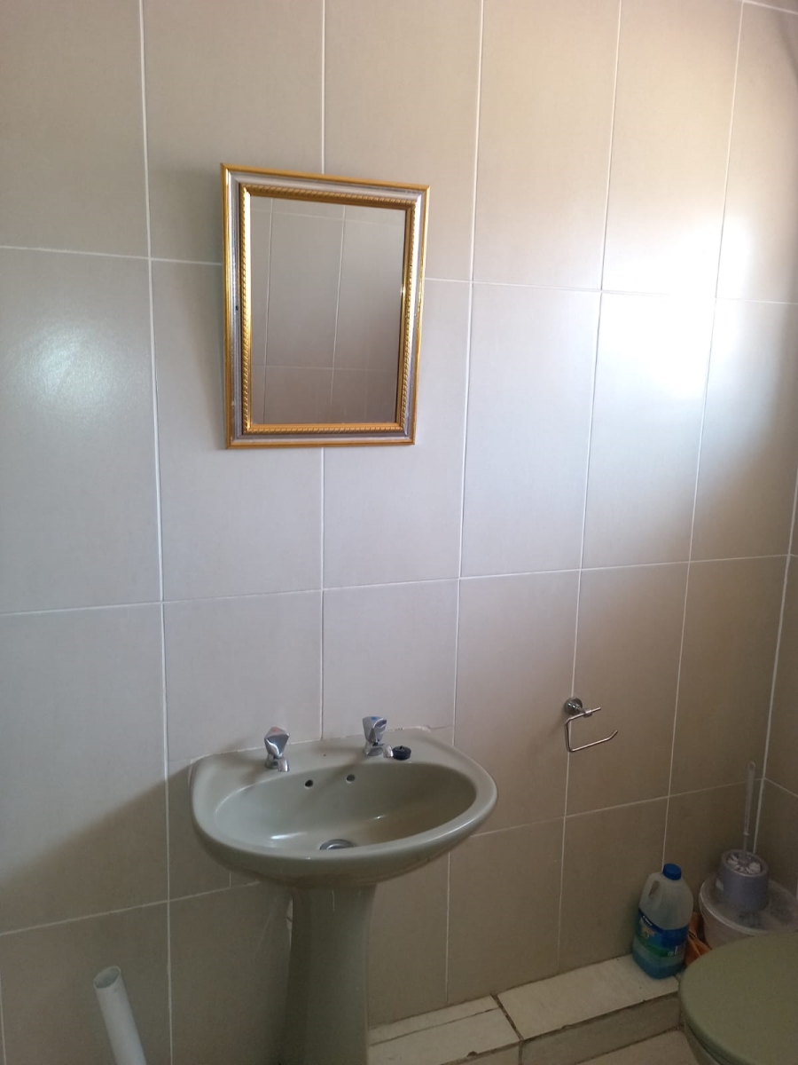 4 Bedroom Property for Sale in Mabopane Gauteng