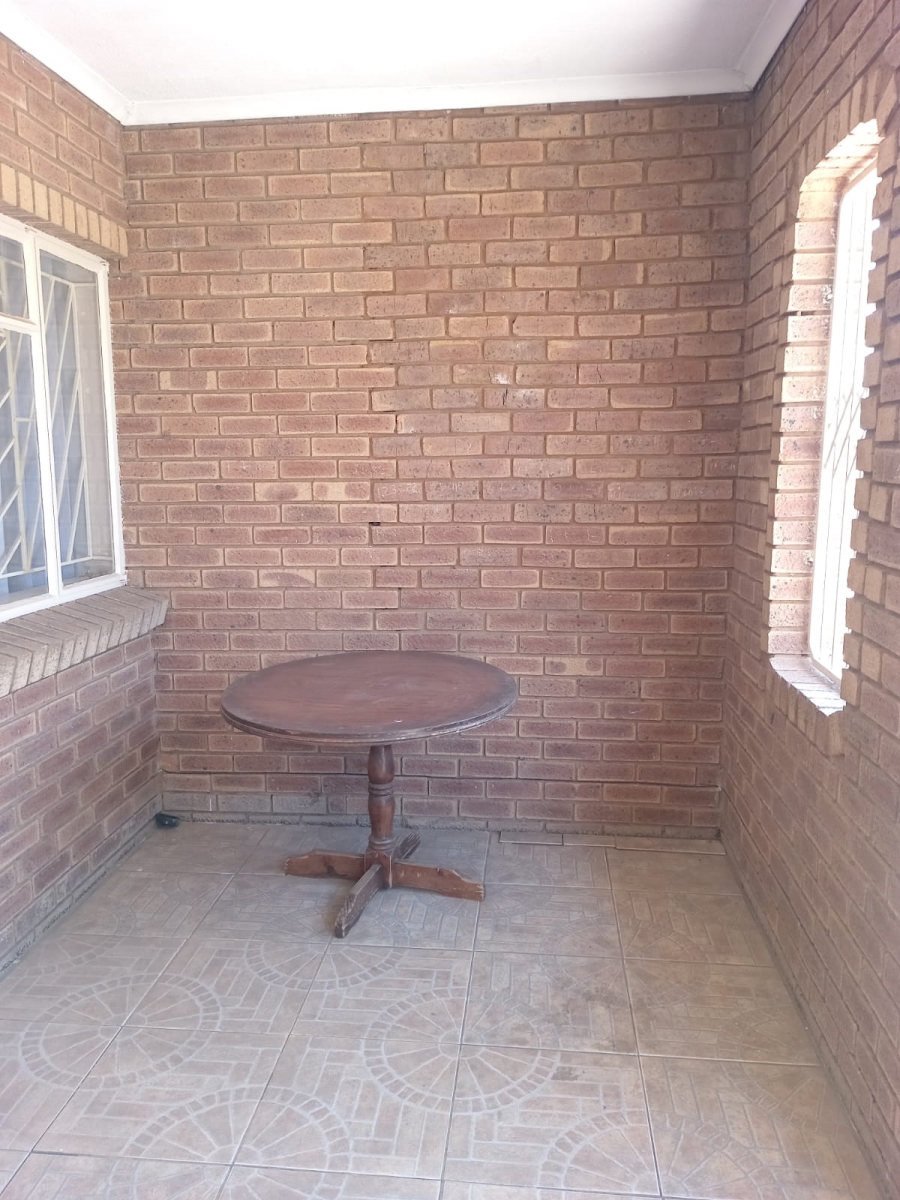 4 Bedroom Property for Sale in Mabopane Gauteng
