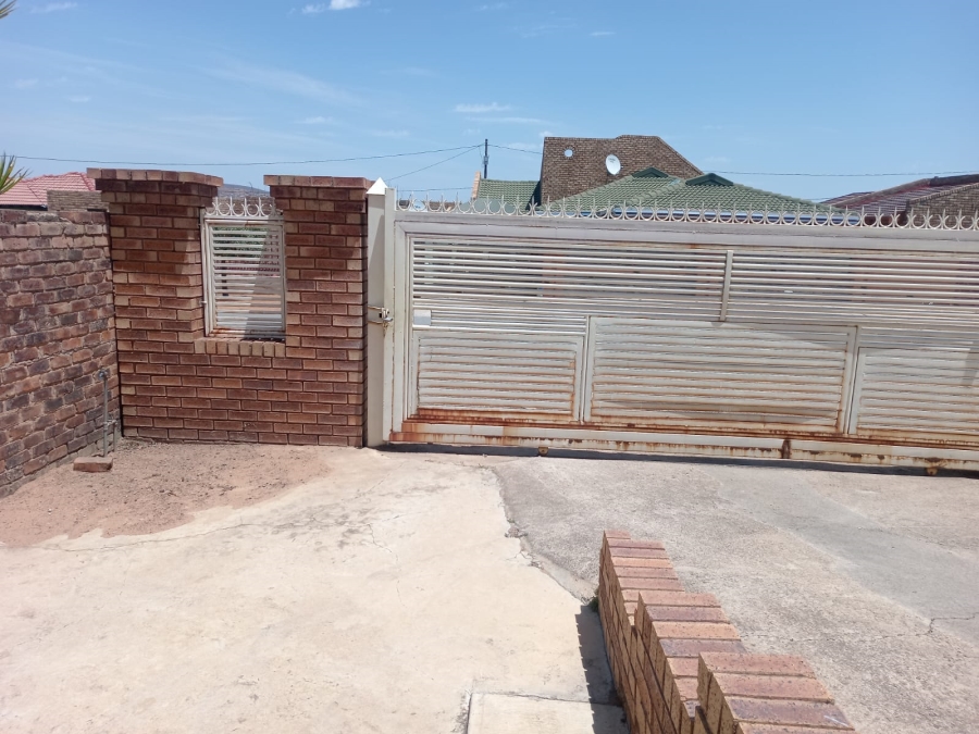 4 Bedroom Property for Sale in Mabopane Gauteng