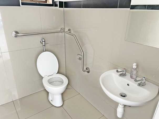 To Let commercial Property for Rent in North Riding Gauteng