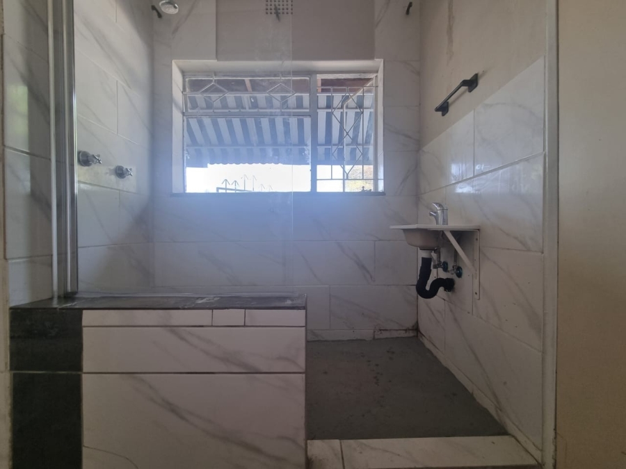 To Let 4 Bedroom Property for Rent in Eastleigh Ridge Gauteng