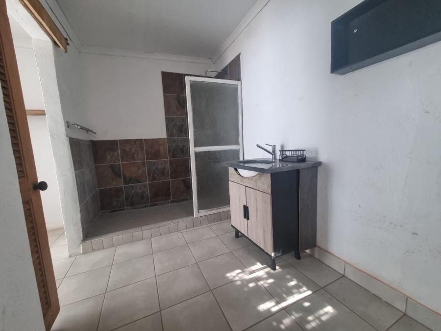 To Let 2 Bedroom Property for Rent in Eastleigh Ridge Gauteng