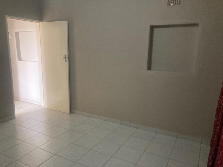 4 Bedroom Property for Sale in Lenasia South Gauteng