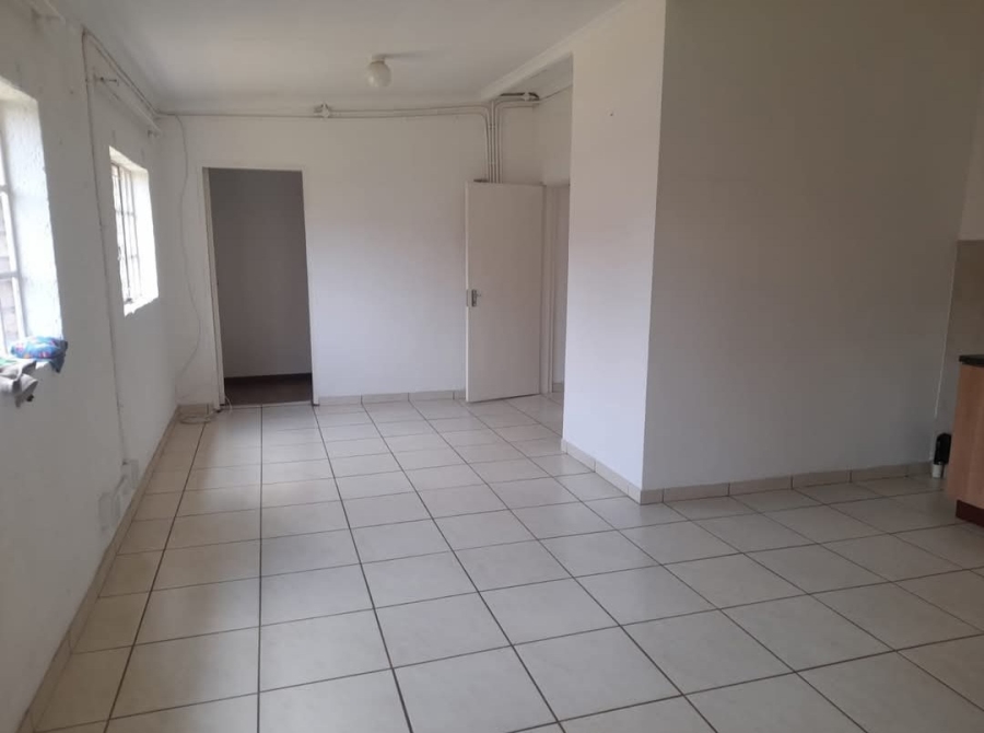2 Bedroom Property for Sale in Selection Park Gauteng