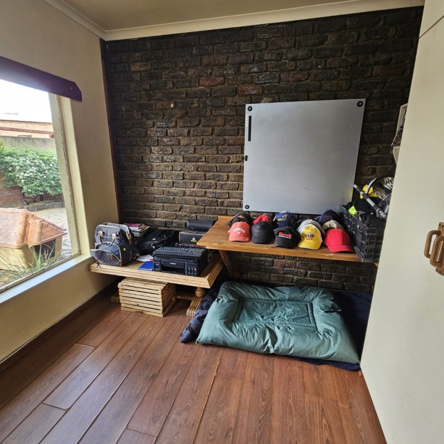 3 Bedroom Property for Sale in Visagie Park Gauteng