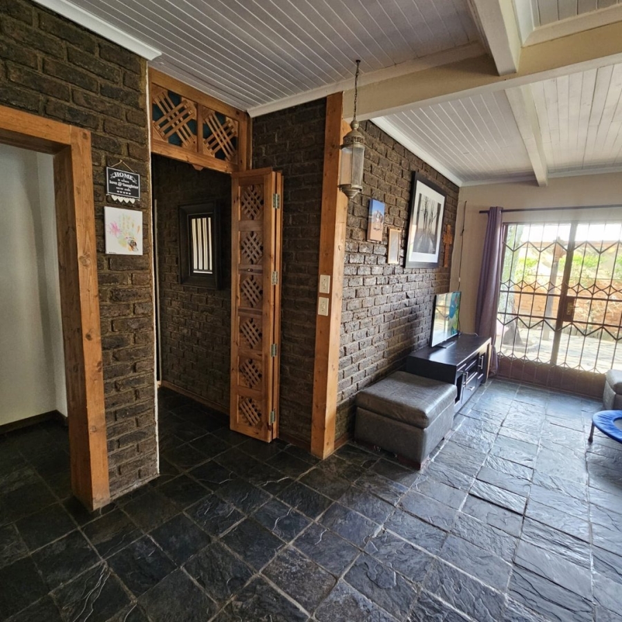 3 Bedroom Property for Sale in Visagie Park Gauteng