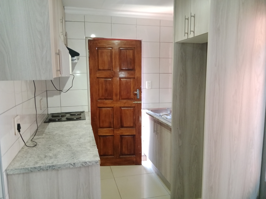 To Let 2 Bedroom Property for Rent in Mahube Valley Ext 2 Gauteng