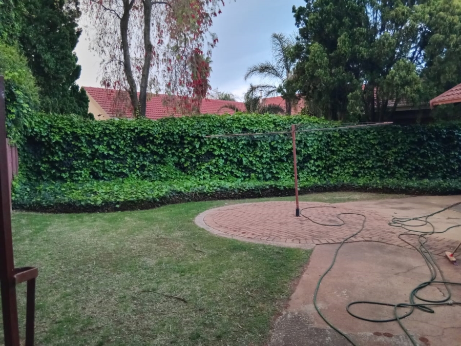 To Let 3 Bedroom Property for Rent in Petersfield Gauteng