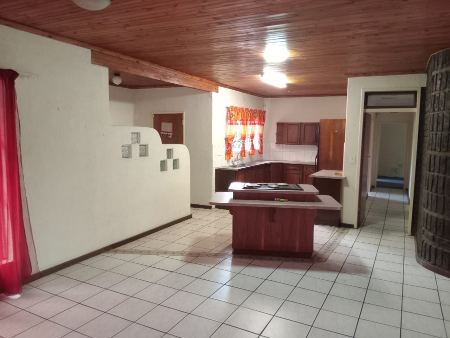 3 Bedroom Property for Sale in Petersfield Gauteng