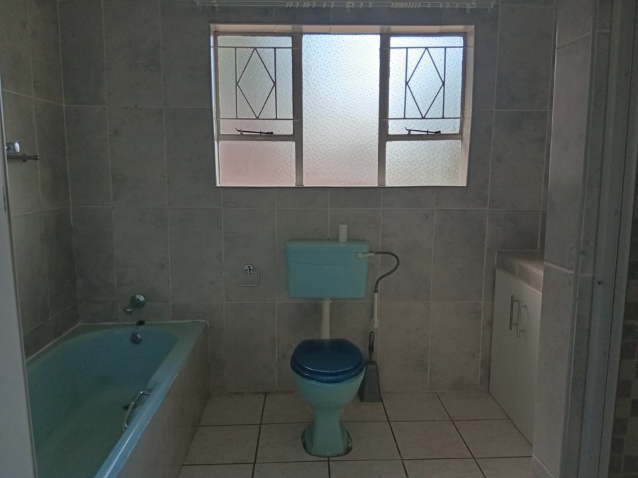3 Bedroom Property for Sale in Petersfield Gauteng