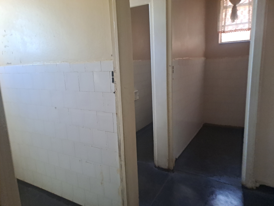 To Let 1 Bedroom Property for Rent in Springs Central Gauteng