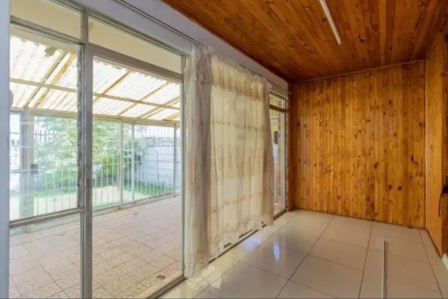 3 Bedroom Property for Sale in Selection Park Gauteng