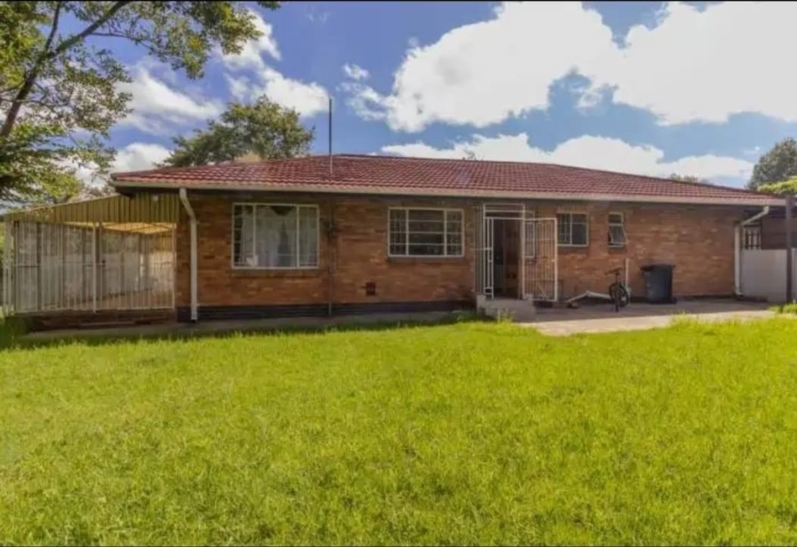 3 Bedroom Property for Sale in Selection Park Gauteng