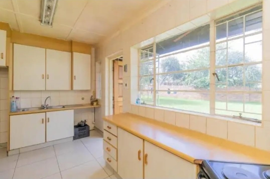 3 Bedroom Property for Sale in Selection Park Gauteng
