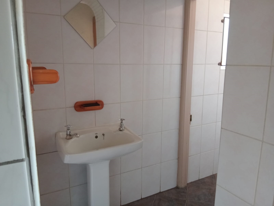 To Let 3 Bedroom Property for Rent in Dersley Gauteng