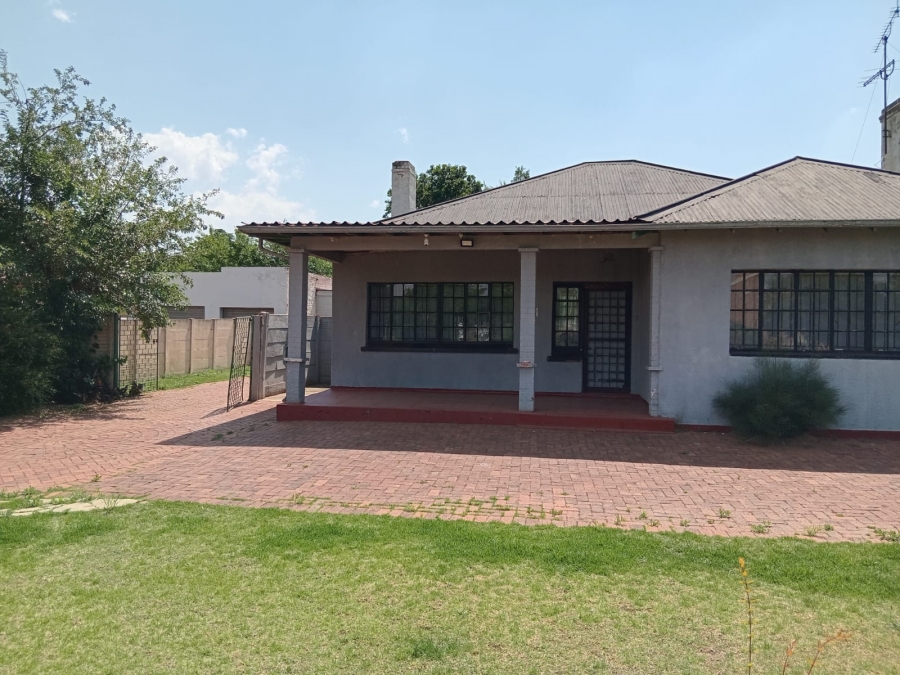 To Let 3 Bedroom Property for Rent in Dersley Gauteng
