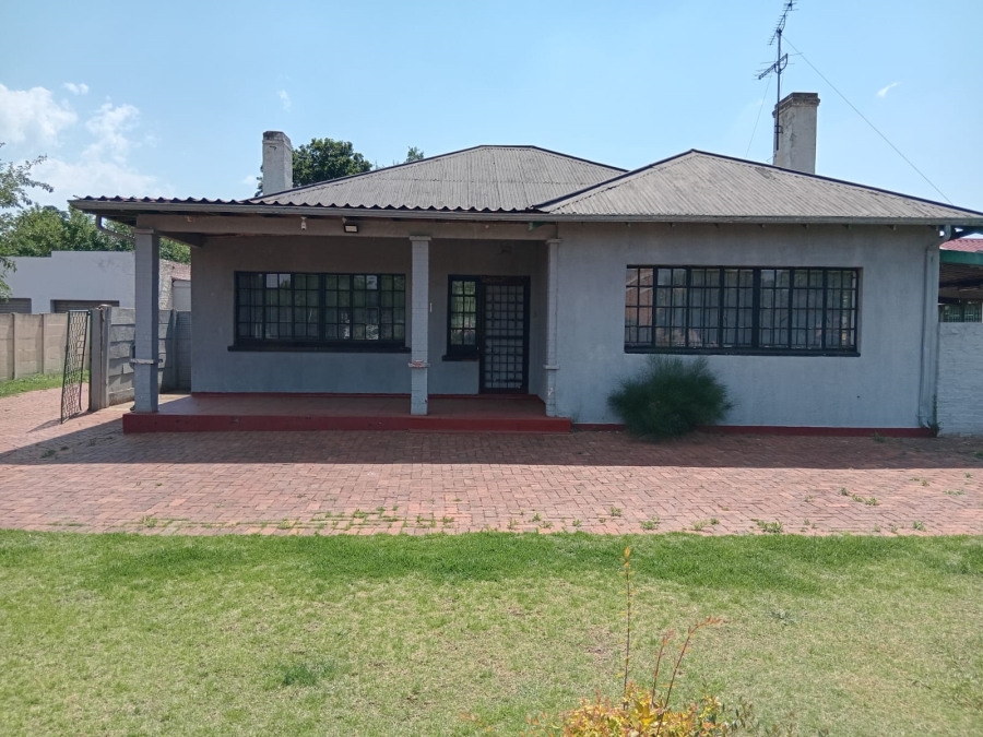 To Let 3 Bedroom Property for Rent in Dersley Gauteng