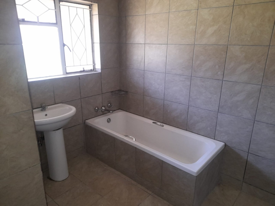 To Let 3 Bedroom Property for Rent in Anzac Gauteng