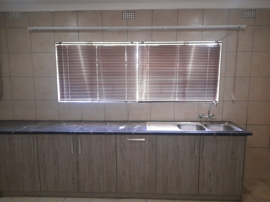 To Let 3 Bedroom Property for Rent in Anzac Gauteng