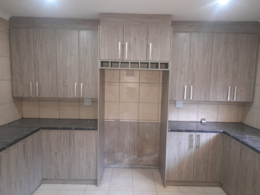 To Let 3 Bedroom Property for Rent in Anzac Gauteng