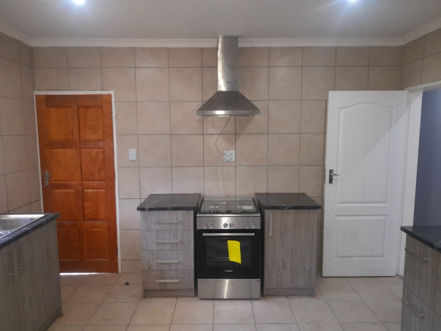 To Let 3 Bedroom Property for Rent in Anzac Gauteng