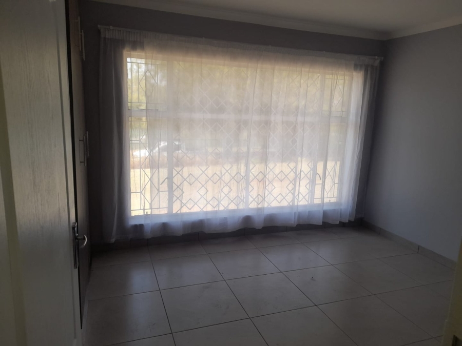 To Let 3 Bedroom Property for Rent in Anzac Gauteng