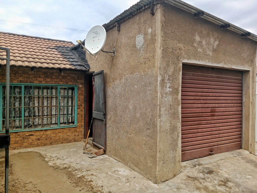 To Let 2 Bedroom Property for Rent in Elandspoort Gauteng