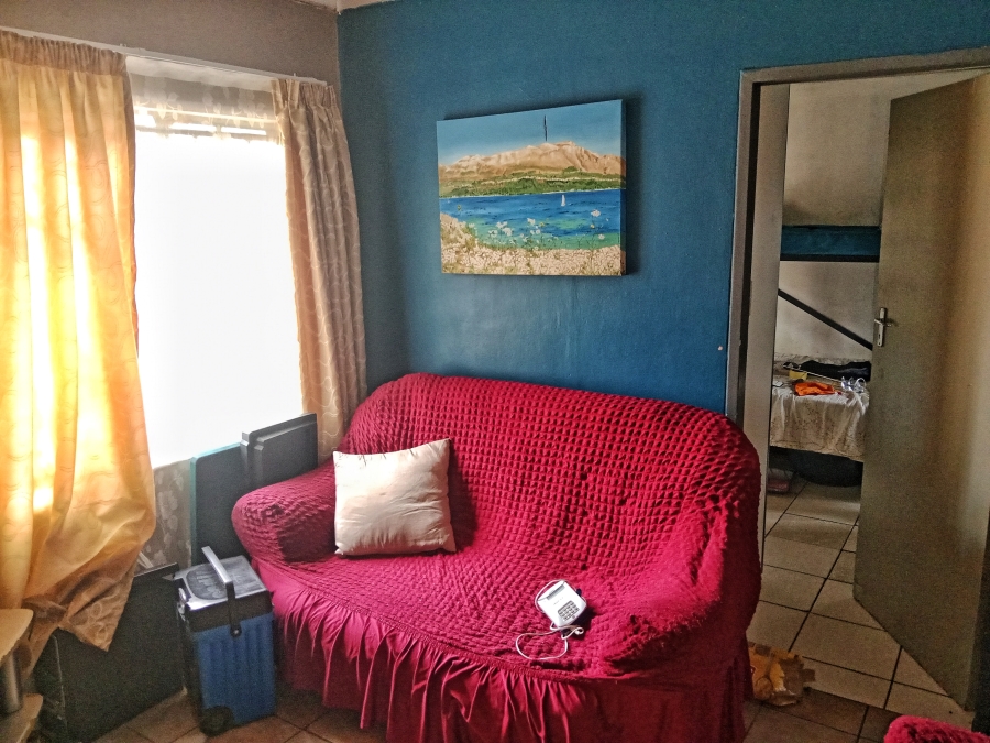 To Let 2 Bedroom Property for Rent in Elandspoort Gauteng