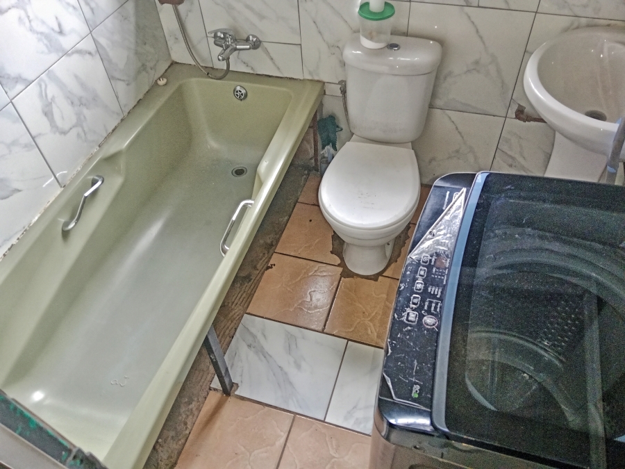 To Let 2 Bedroom Property for Rent in Elandspoort Gauteng