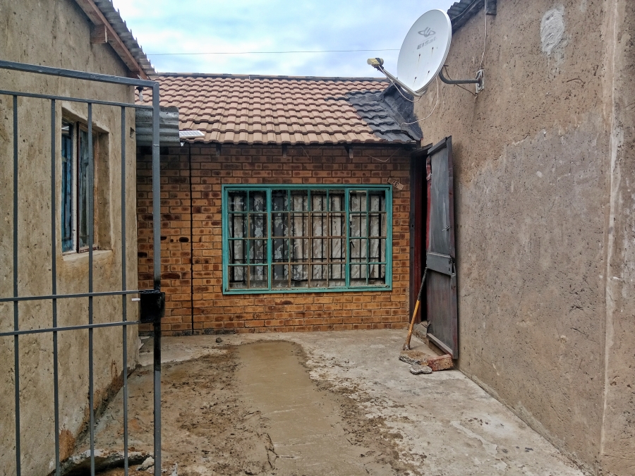 To Let 2 Bedroom Property for Rent in Elandspoort Gauteng