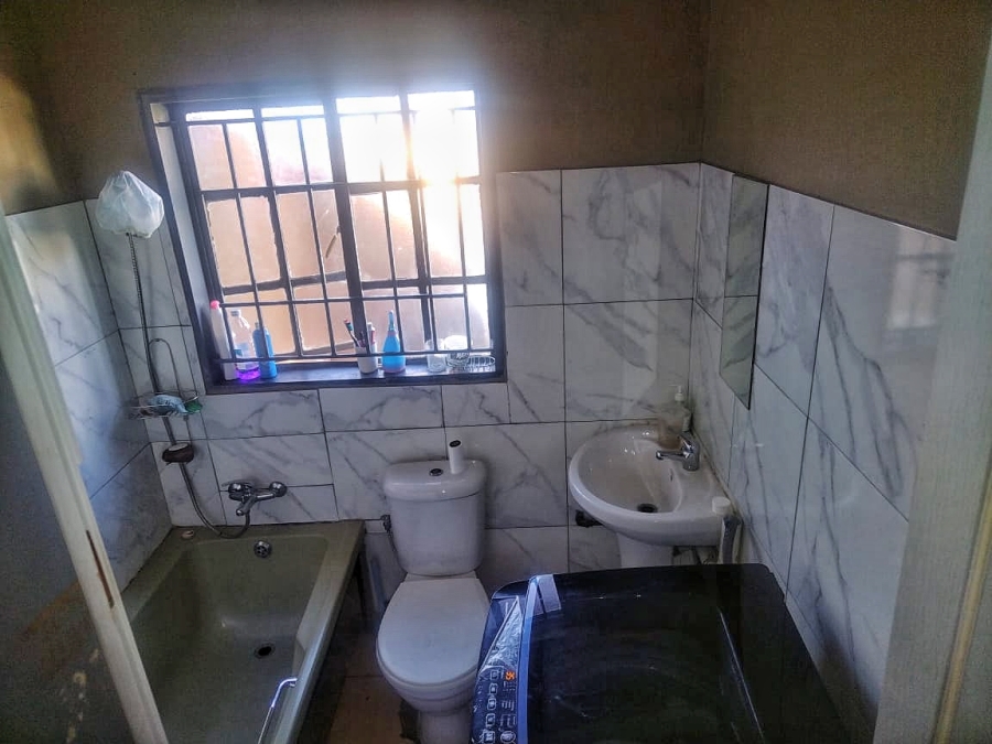 To Let 2 Bedroom Property for Rent in Elandspoort Gauteng