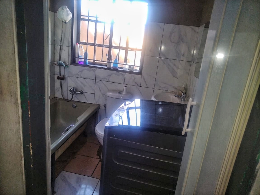 To Let 2 Bedroom Property for Rent in Elandspoort Gauteng