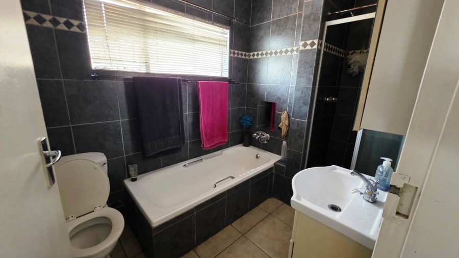 3 Bedroom Property for Sale in Doornpoort and surrounds Gauteng