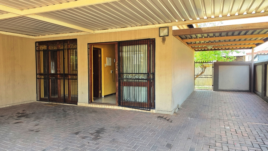 3 Bedroom Property for Sale in Doornpoort Gauteng