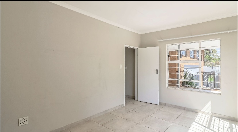13 Bedroom Property for Sale in Valeriedene Gauteng