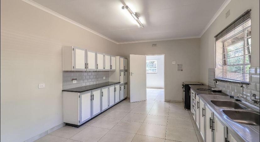 13 Bedroom Property for Sale in Valeriedene Gauteng