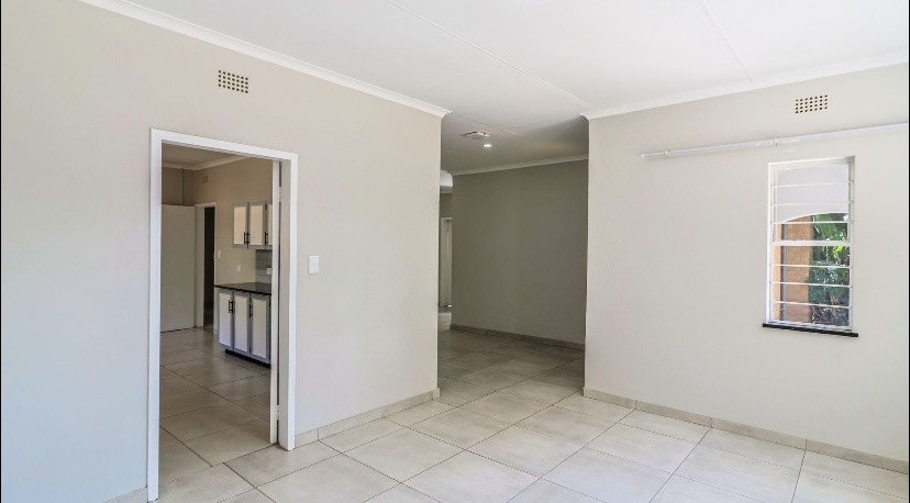 13 Bedroom Property for Sale in Valeriedene Gauteng