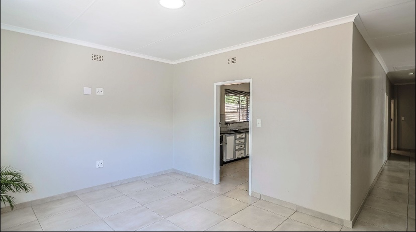 13 Bedroom Property for Sale in Valeriedene Gauteng