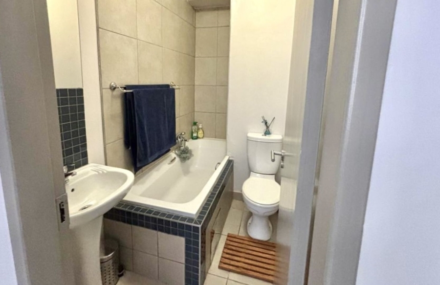 2 Bedroom Property for Sale in Elarduspark Ext 3 Gauteng