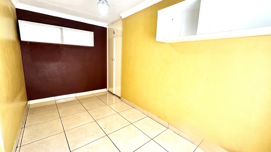 7 Bedroom Property for Sale in Lukasrand Gauteng