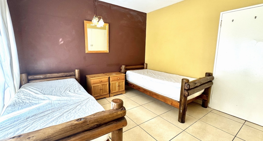 7 Bedroom Property for Sale in Lukasrand Gauteng