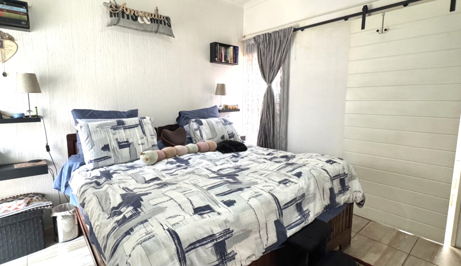 3 Bedroom Property for Sale in Elardus Park Gauteng