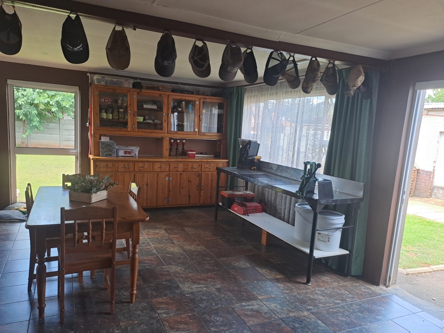 3 Bedroom Property for Sale in Casseldale Gauteng