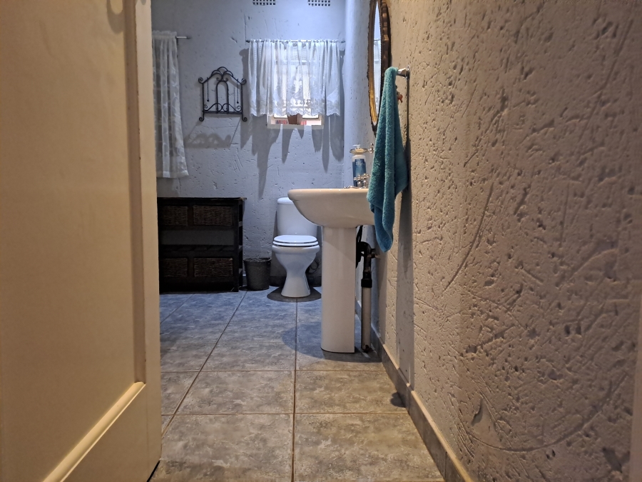 3 Bedroom Property for Sale in Casseldale Gauteng