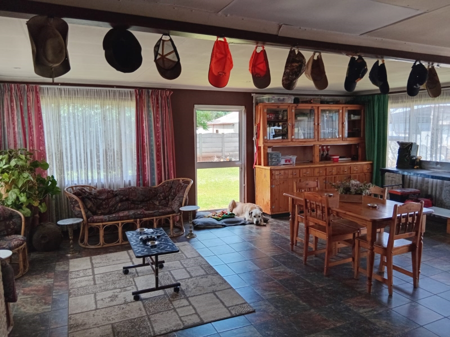 3 Bedroom Property for Sale in Casseldale Gauteng