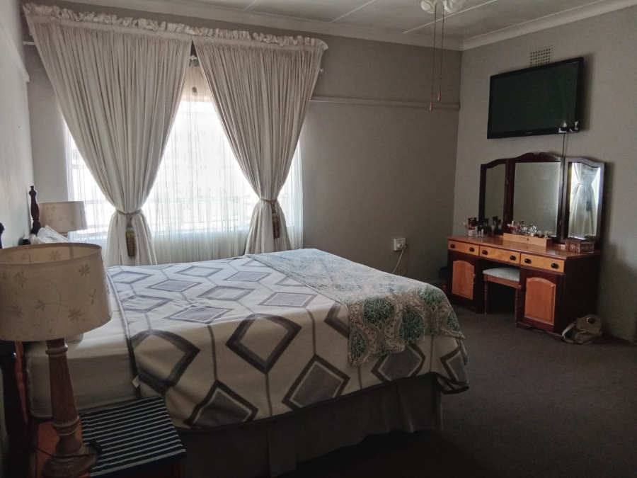 3 Bedroom Property for Sale in Casseldale Gauteng