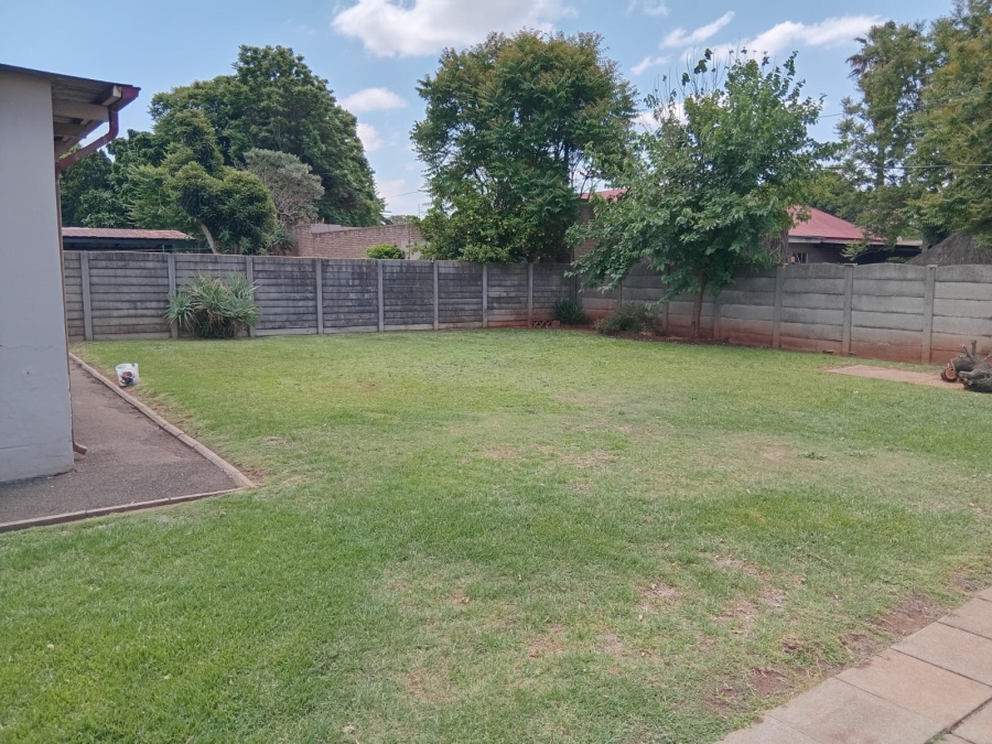 3 Bedroom Property for Sale in Casseldale Gauteng