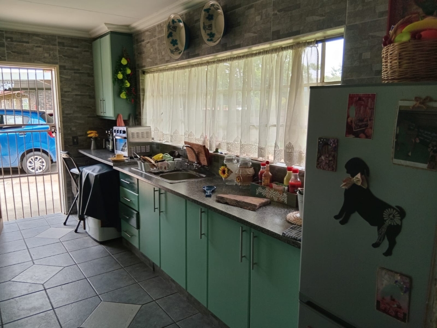 3 Bedroom Property for Sale in Geduld Gauteng