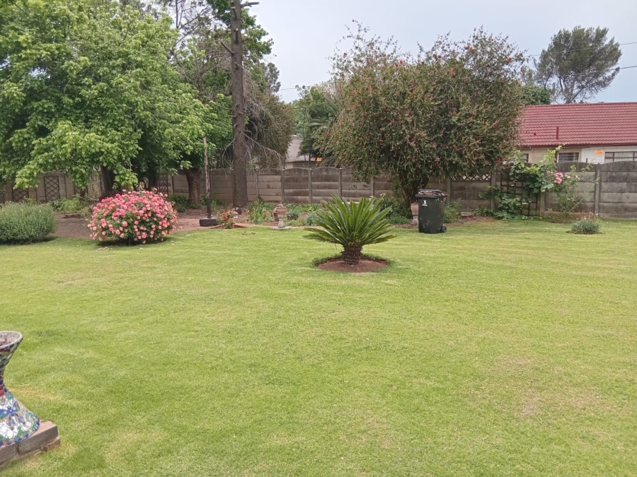 3 Bedroom Property for Sale in Geduld Gauteng